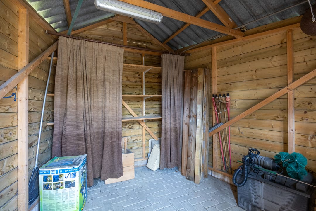 Foto 26 van Burg. Wiersumstraat 7