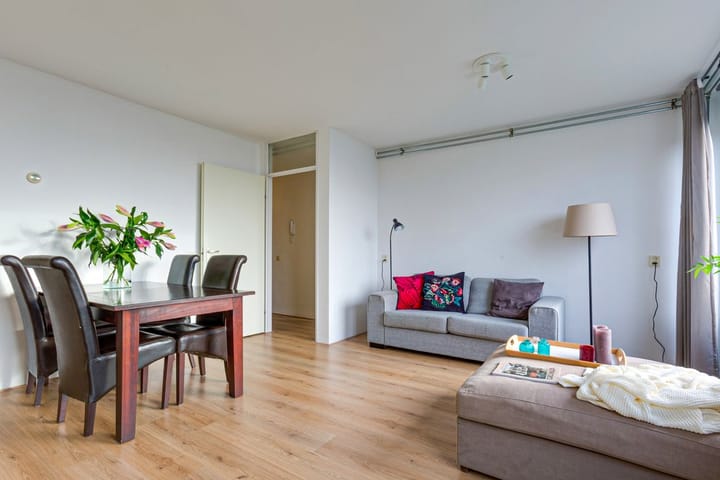 Photo 2 of Tielstraat 72