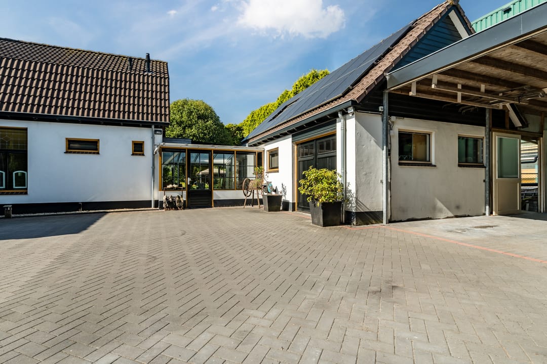 Foto 2 van Industrielaan 13