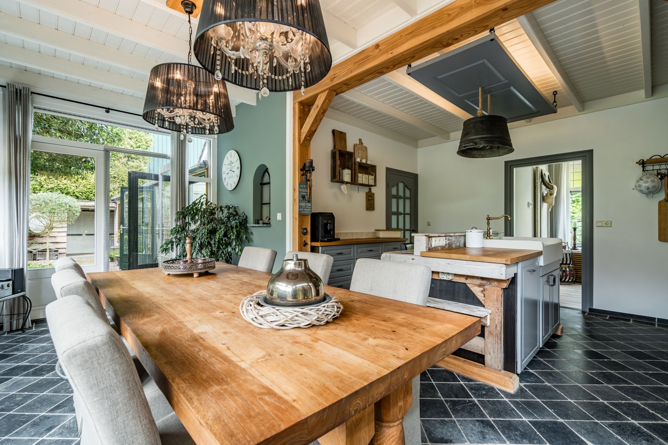 Foto 9 van Industrielaan 13