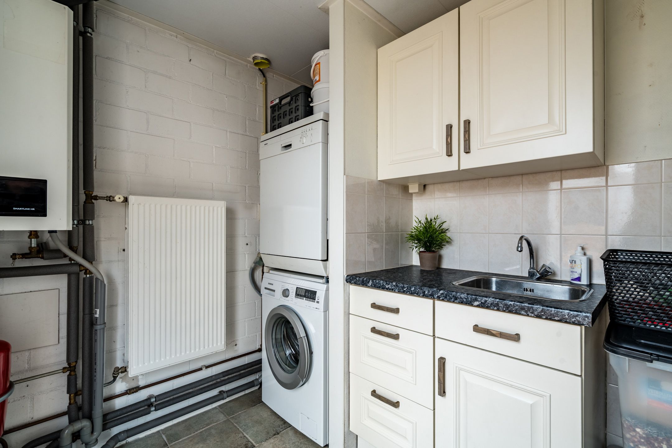 Foto 33 van Industrielaan 13