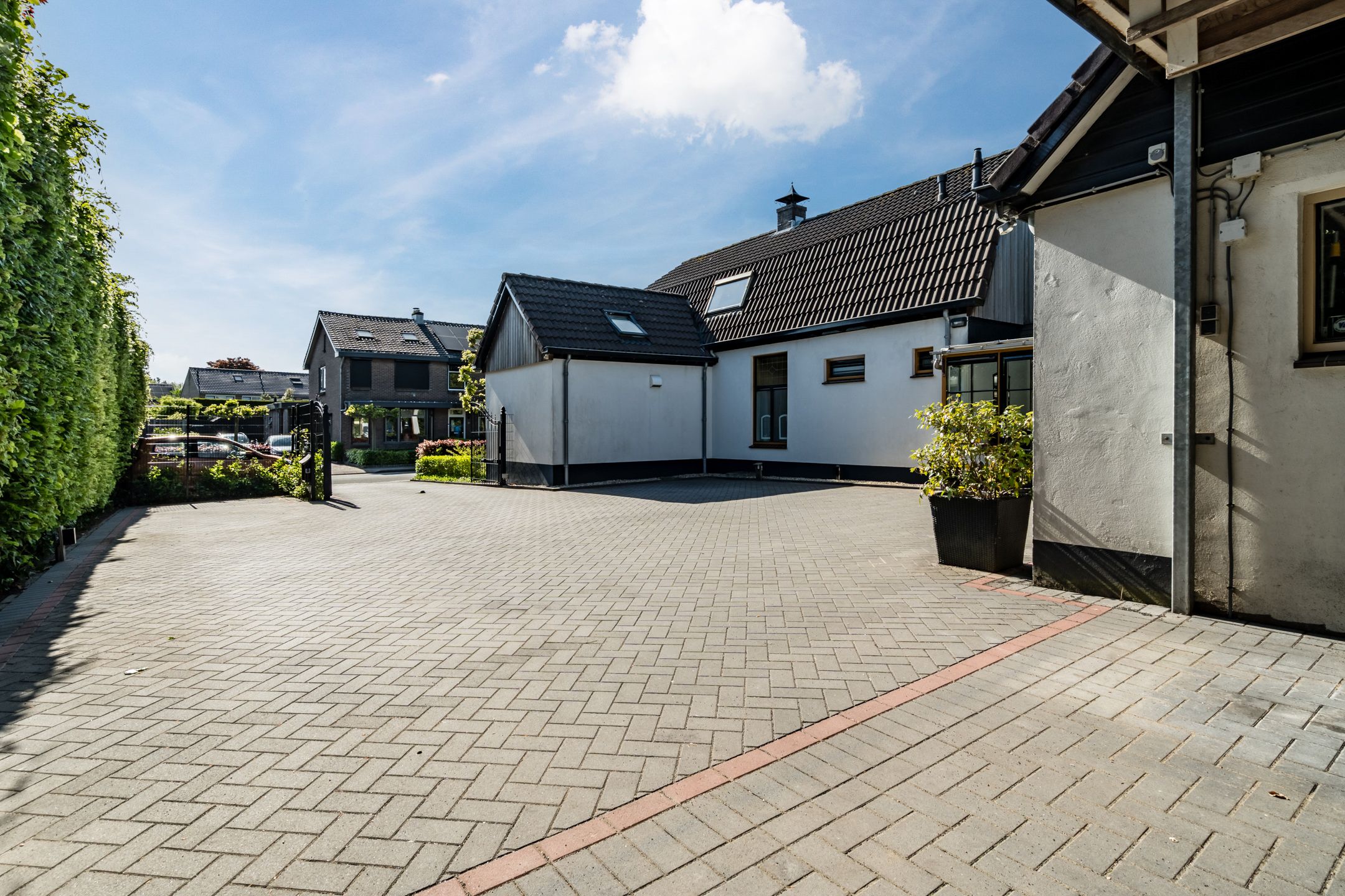 Foto 45 van Industrielaan 13