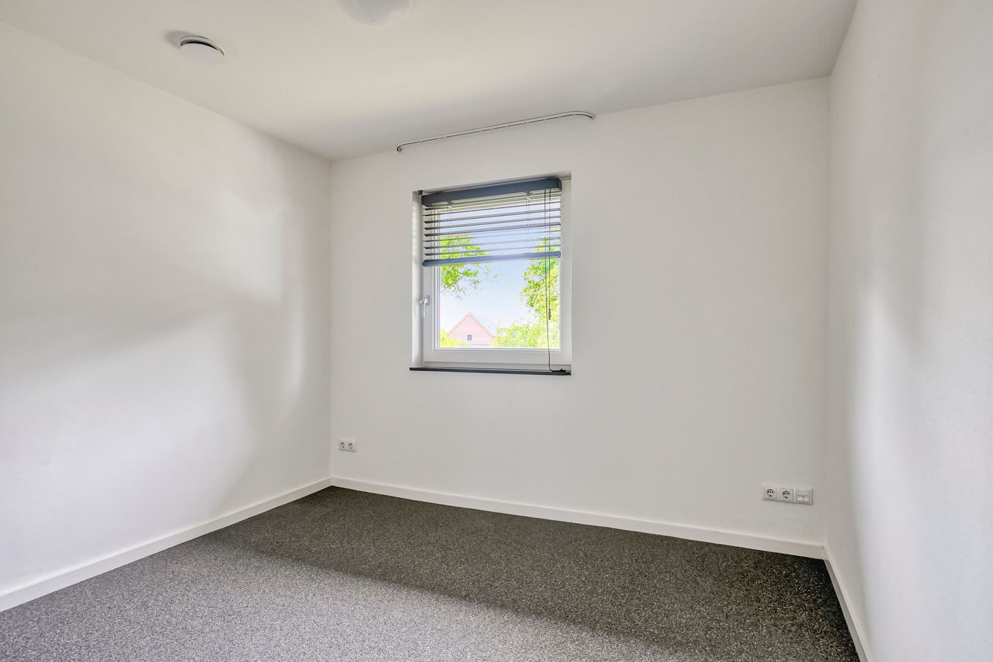 Foto 40 van van Heemstraweg 14-A