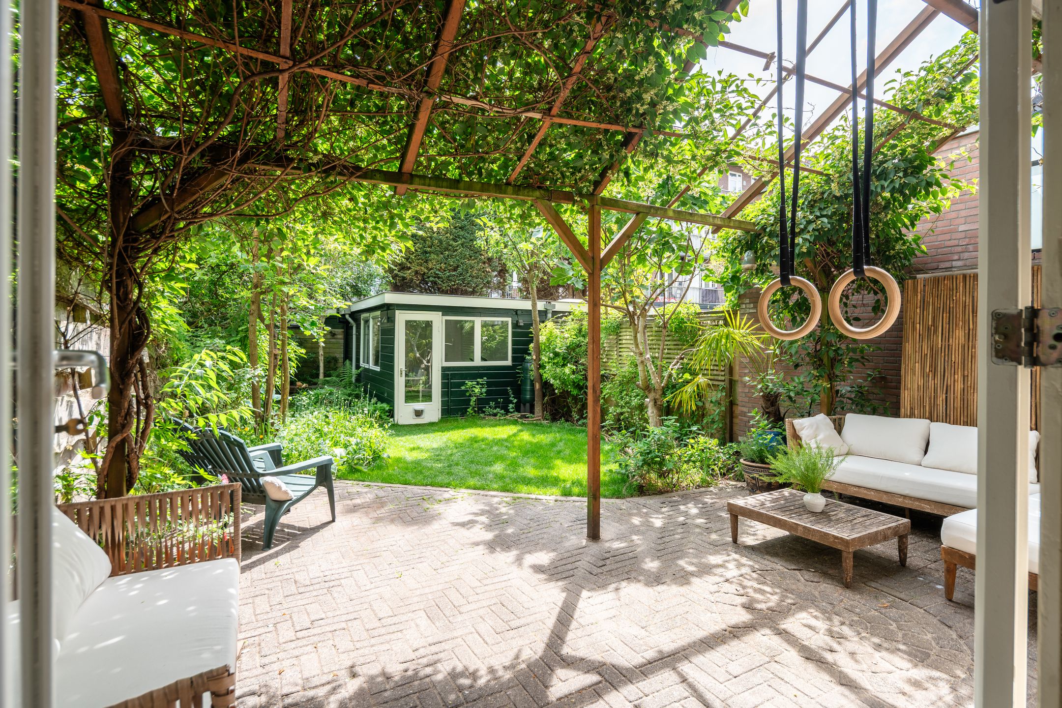 Photo 3 of Sassenheimstraat 57-H