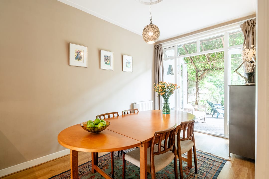 Photo 16 of Sassenheimstraat 57-H