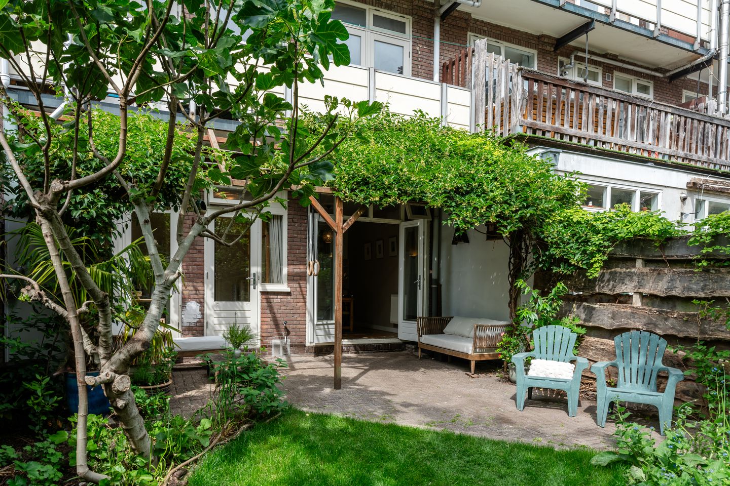 Photo 20 of Sassenheimstraat 57-H