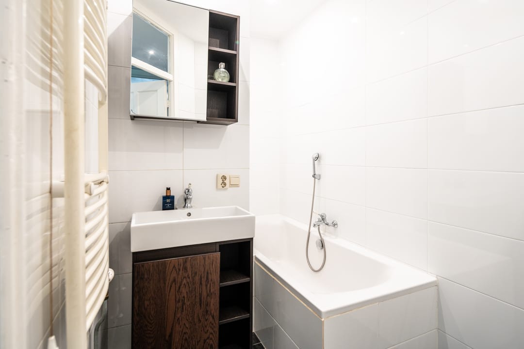 Photo 41 of Sassenheimstraat 57-H