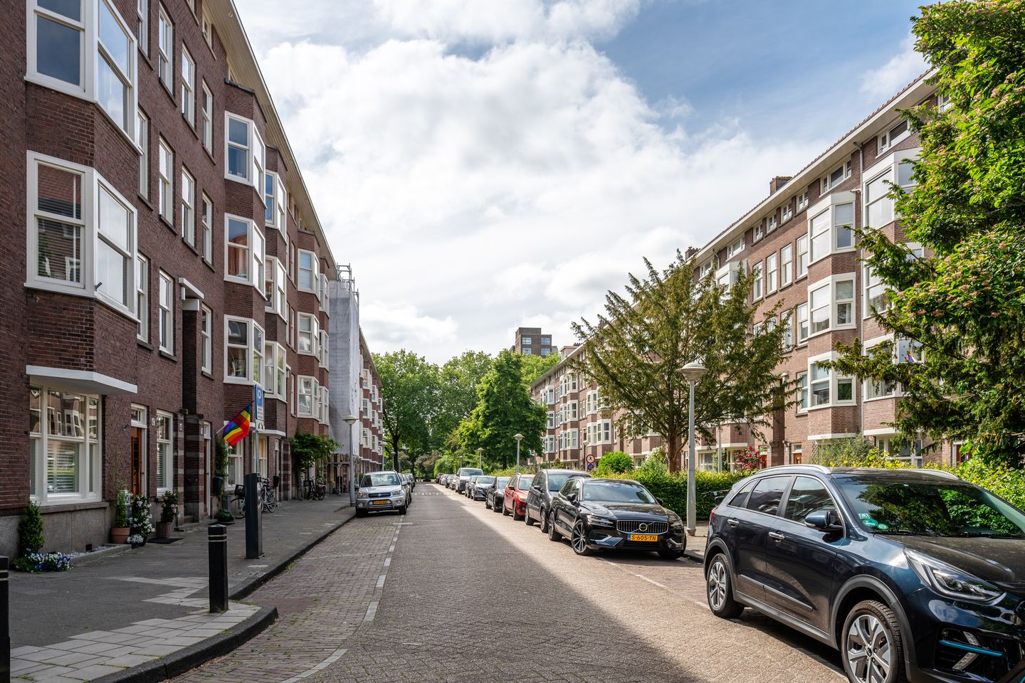 Photo 49 of Sassenheimstraat 57-H