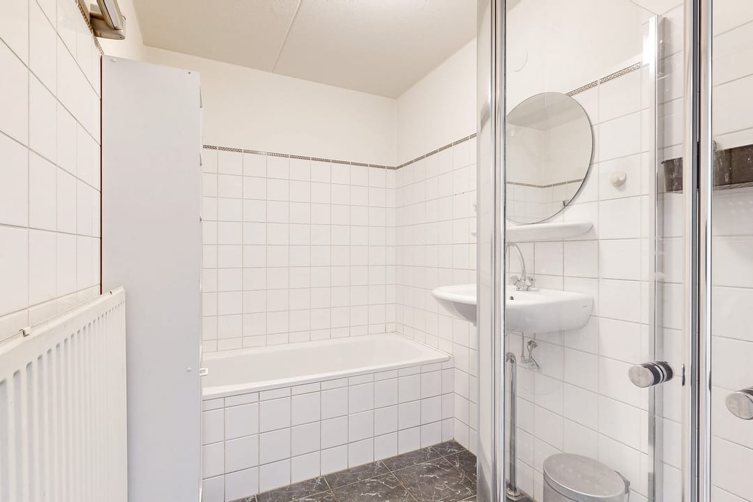 Photo 13 of Columbiahof 2