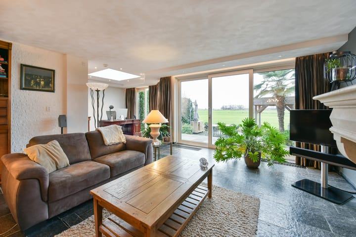 Foto 2 van Zirkoon 28