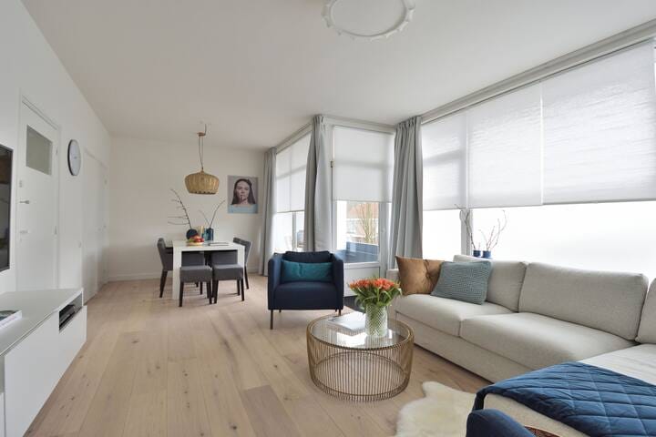 Photo 2 of Jorisstraat 30-A