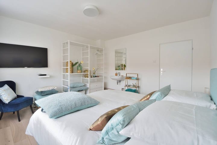 Photo 7 of Jorisstraat 30-A