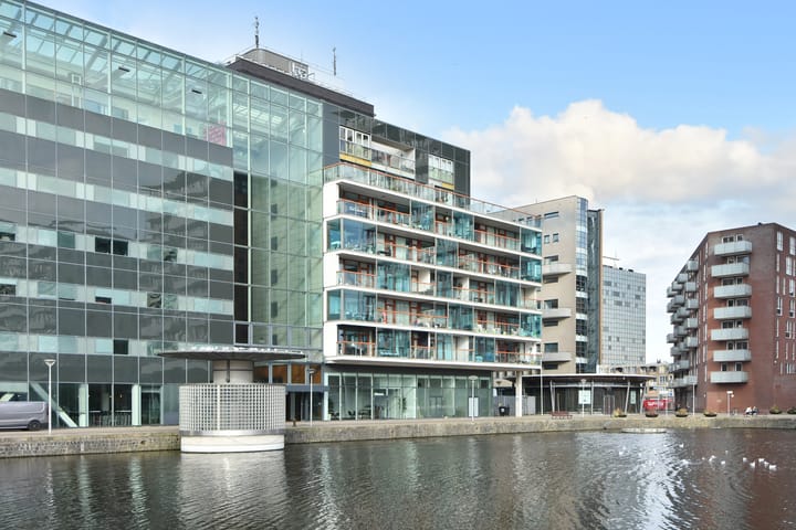 Photo 3 of Leeghwaterkade 12