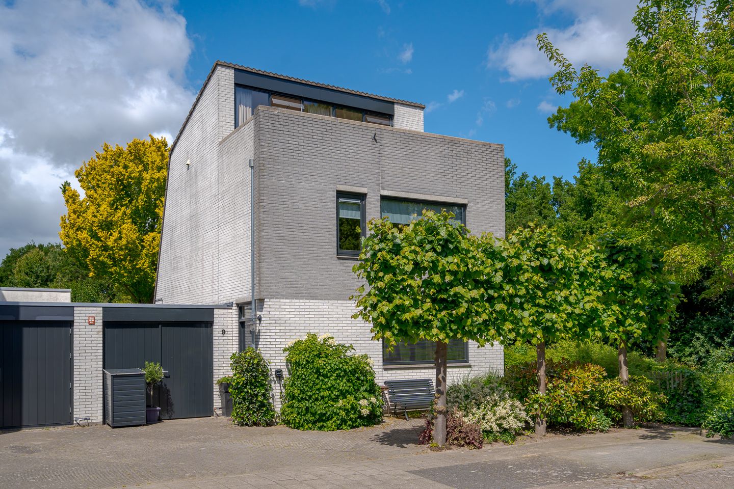 Foto 1 van Moeder Lambertastraat 9