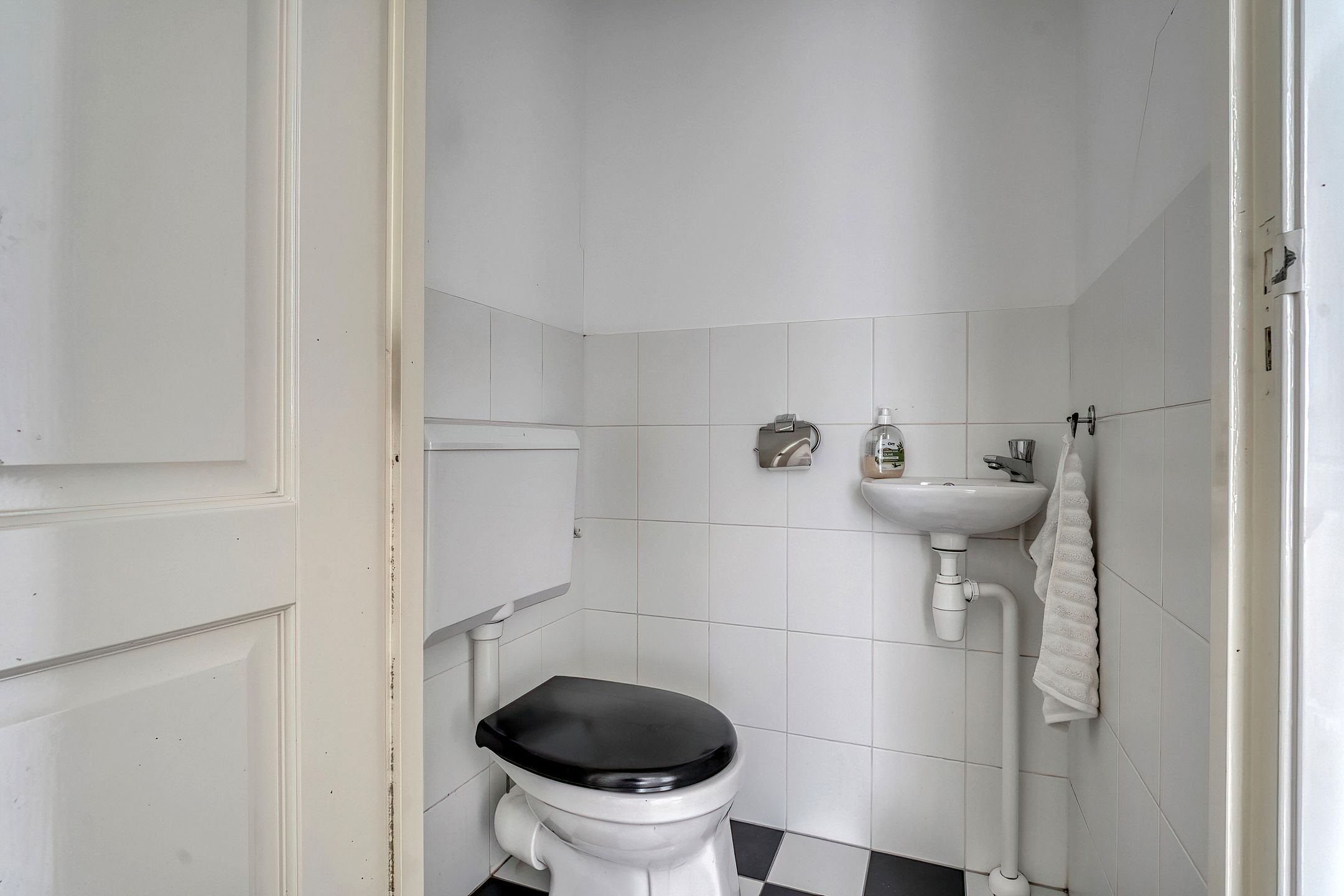 Foto 9 van Parnassia 253