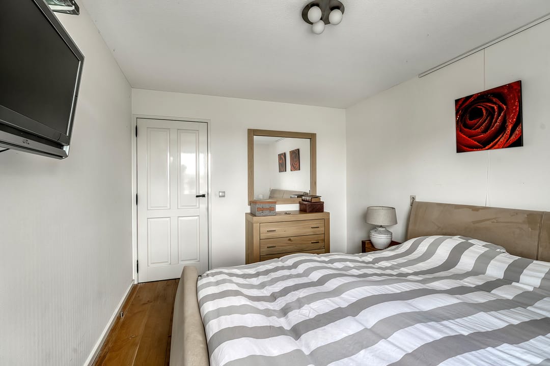 Foto 11 van Parnassia 253