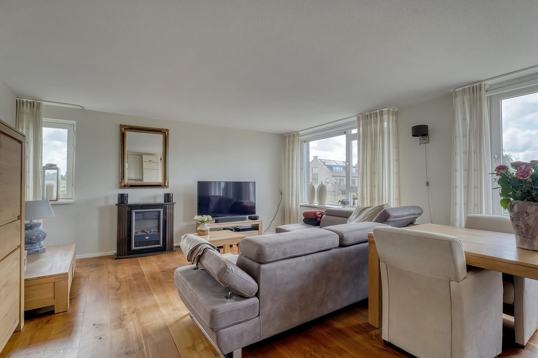 Foto 17 van Parnassia 253