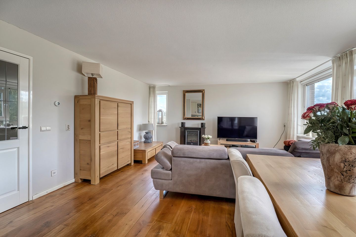 Foto 20 van Parnassia 253