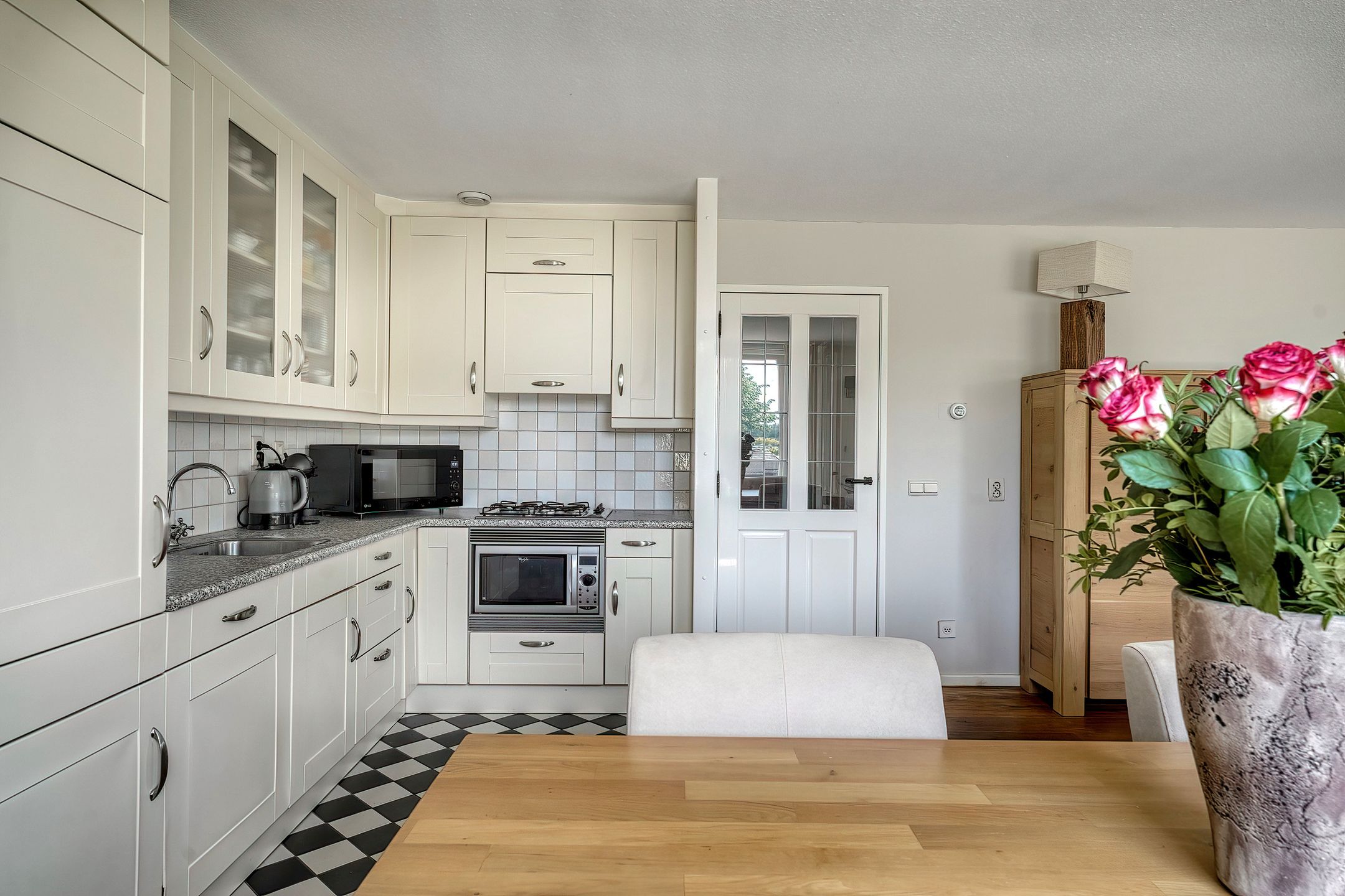 Foto 21 van Parnassia 253