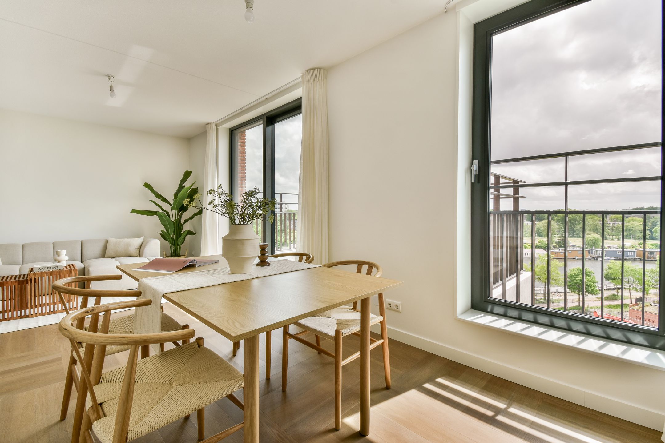 Photo 9 of Galastraat 297