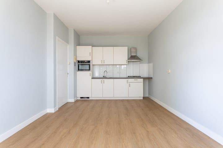 Foto 2 van Westduinweg 66-C