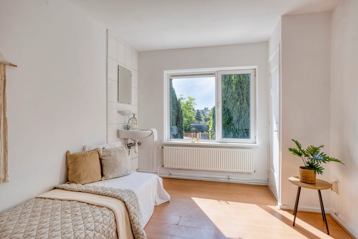 Foto 15 van Aert van der Neerstraat 4