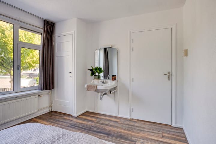 Foto 18 van Aert van der Neerstraat 4