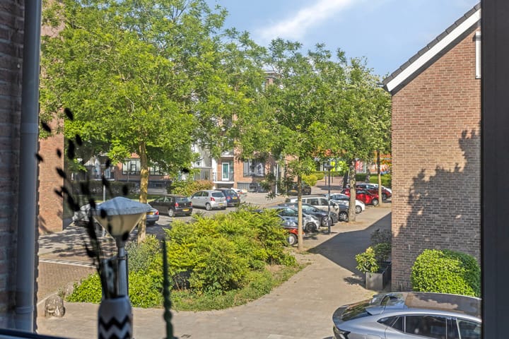 Foto 19 van Aert van der Neerstraat 4