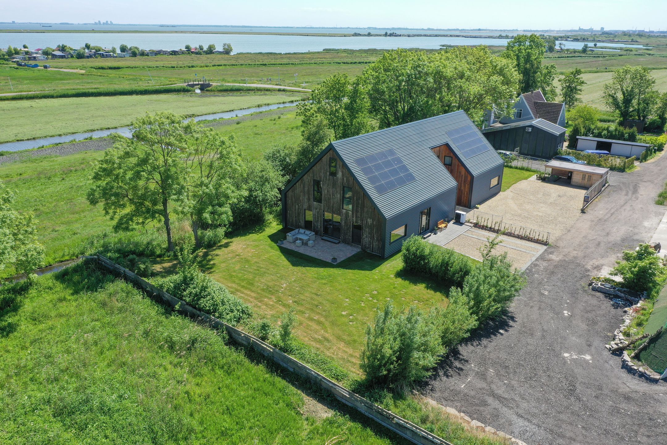 Foto 18 van Bloemendalergouw 51-B