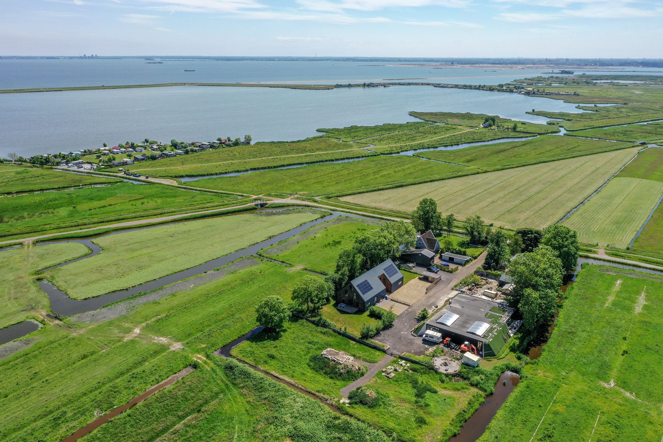 Foto 39 van Bloemendalergouw 51-B