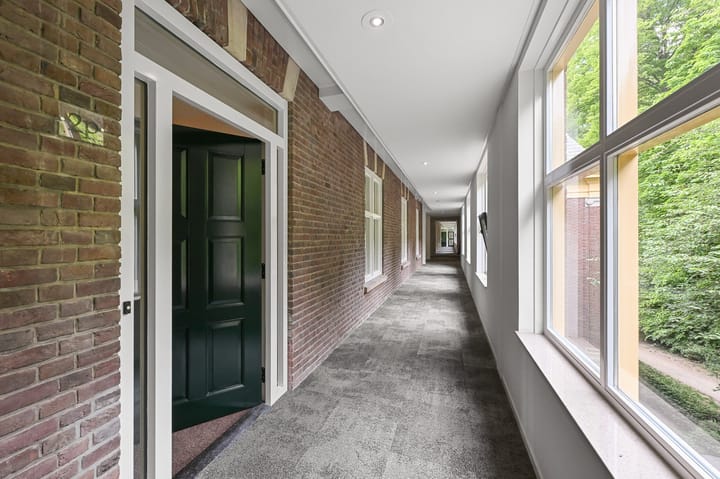 Foto 7 van Kennemerstraatweg 2-P