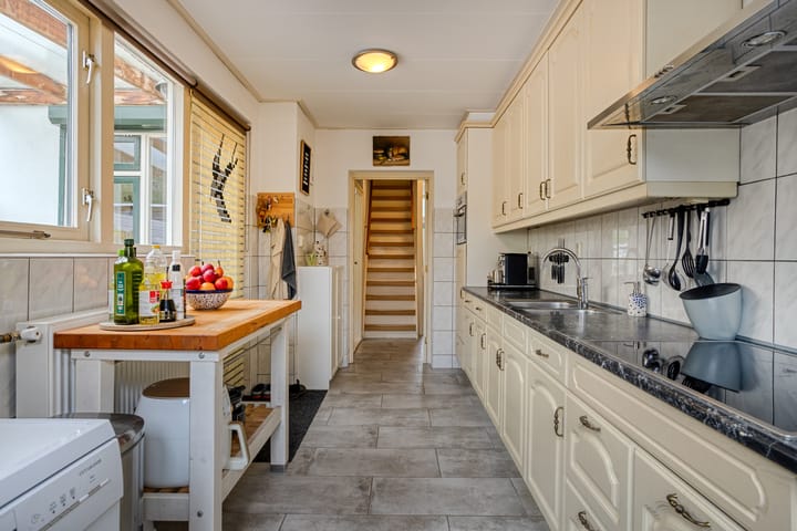 Foto 12 van Westelijke Kanaalweg 12