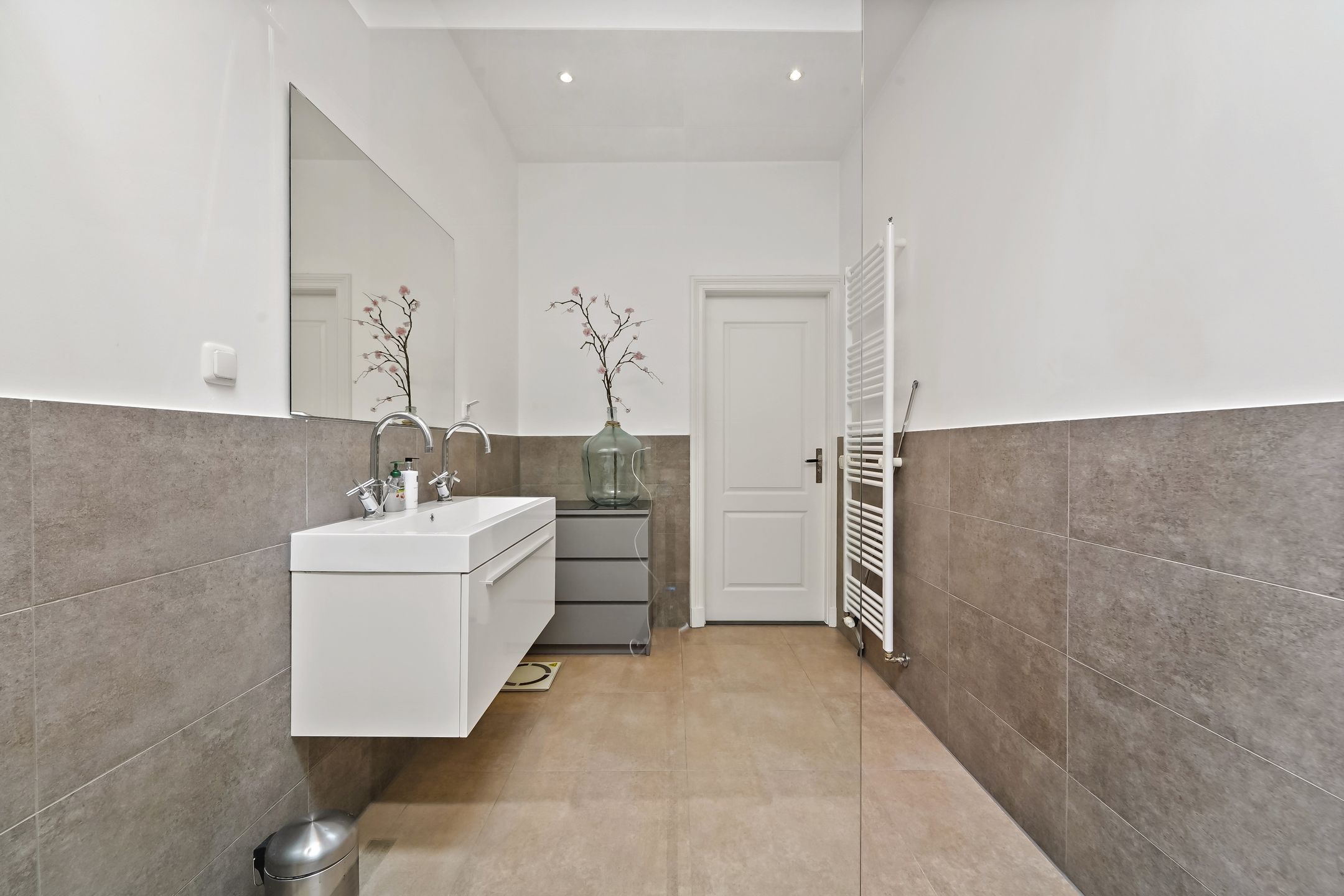 Foto 24 van Van Beverningkstraat 112