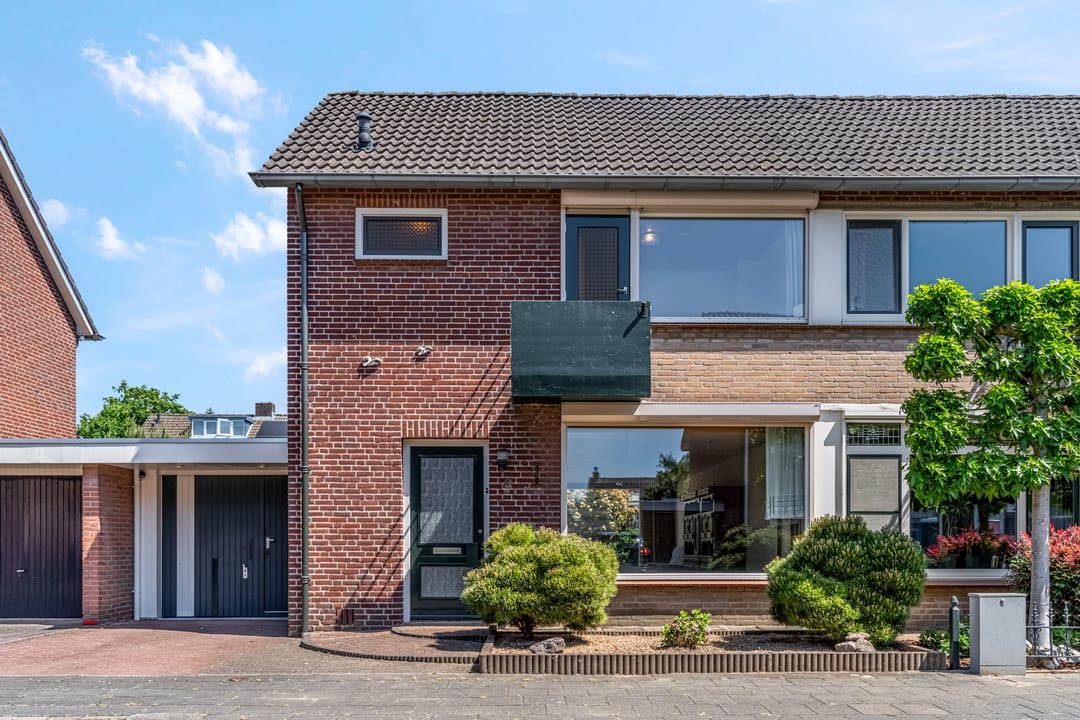 Foto 2 van Johan van Kleefstraat 9