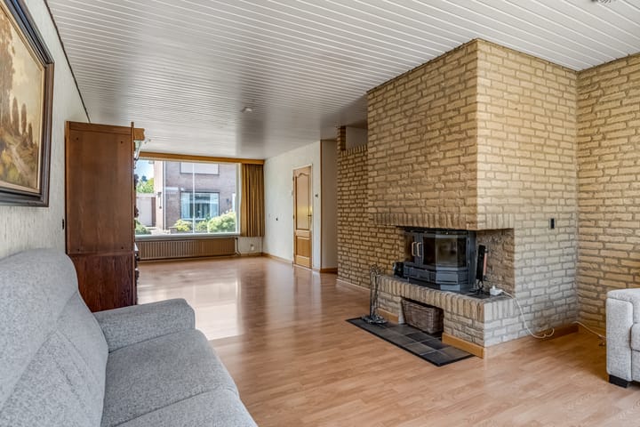 Foto 6 van Johan van Kleefstraat 9