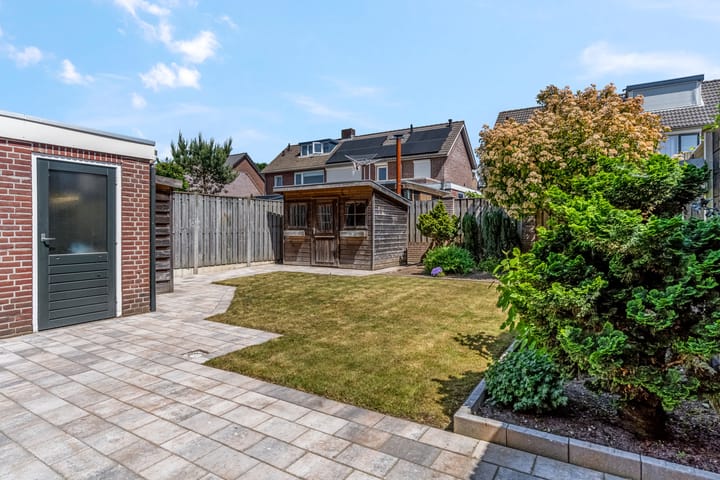 Foto 36 van Johan van Kleefstraat 9