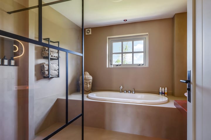 Photo 35 of Nijburgsestraat 14