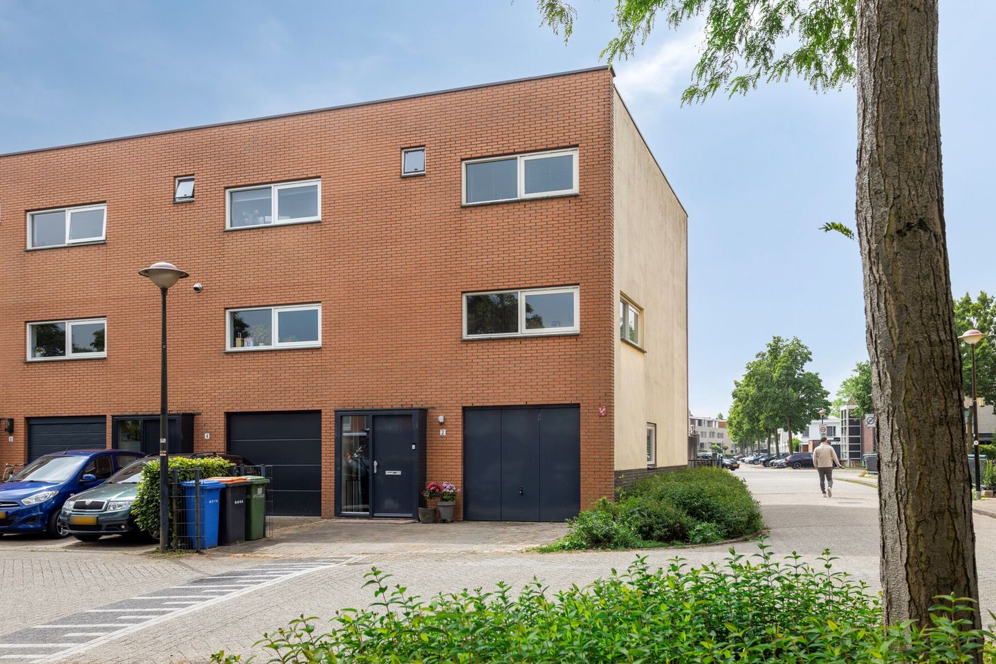 Foto 1 van Gele Plomp 2