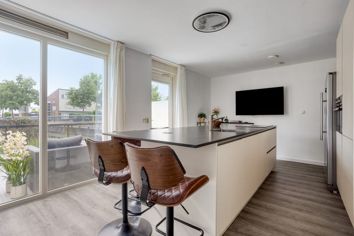 Foto 2 van Gele Plomp 2