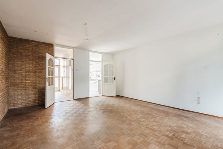 Foto 2 van Staringstraat 128