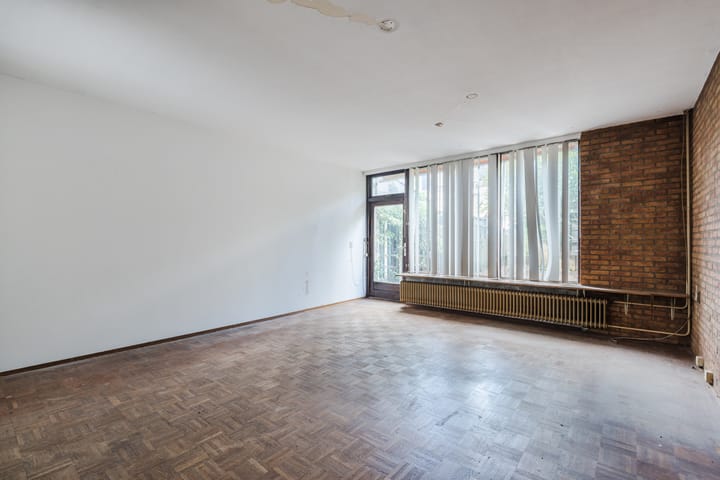 Foto 10 van Staringstraat 128