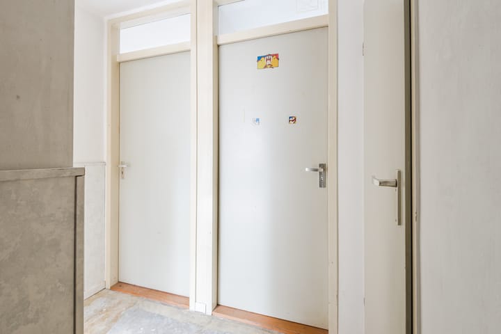 Foto 14 van Staringstraat 128