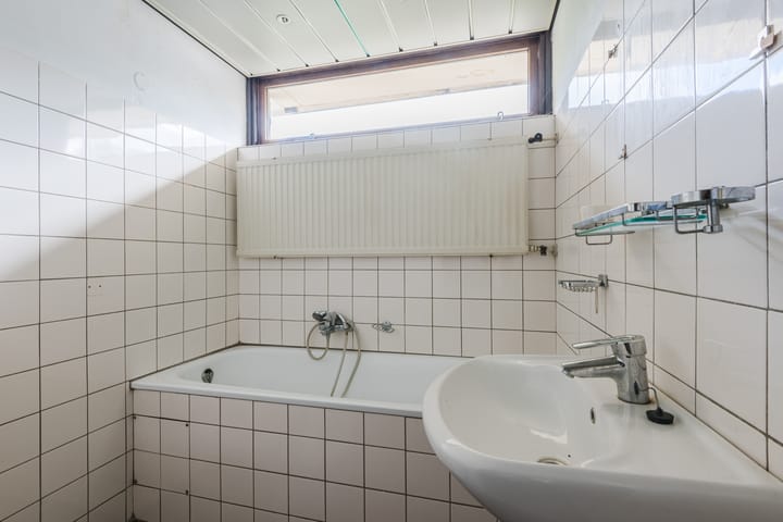 Foto 20 van Staringstraat 128