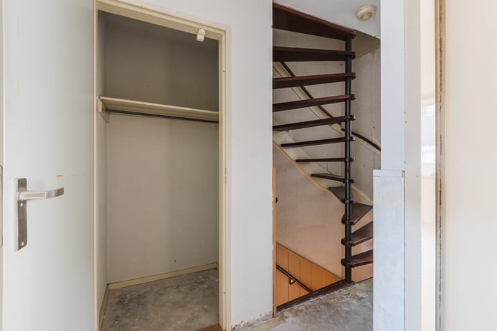 Foto 23 van Staringstraat 128