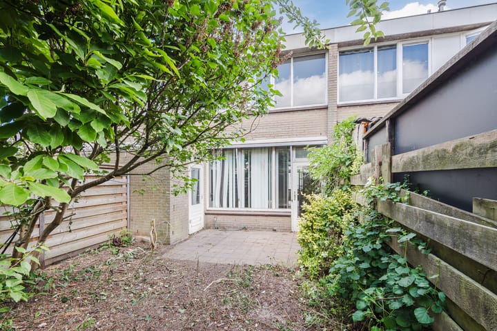 Foto 30 van Staringstraat 128