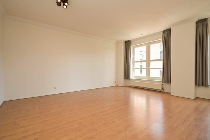 Foto 31 van Torenstraat 21-D