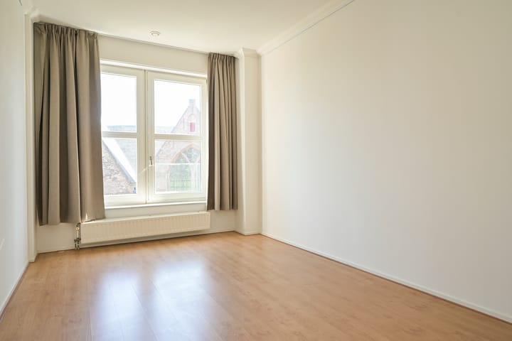 Foto 42 van Torenstraat 21-D