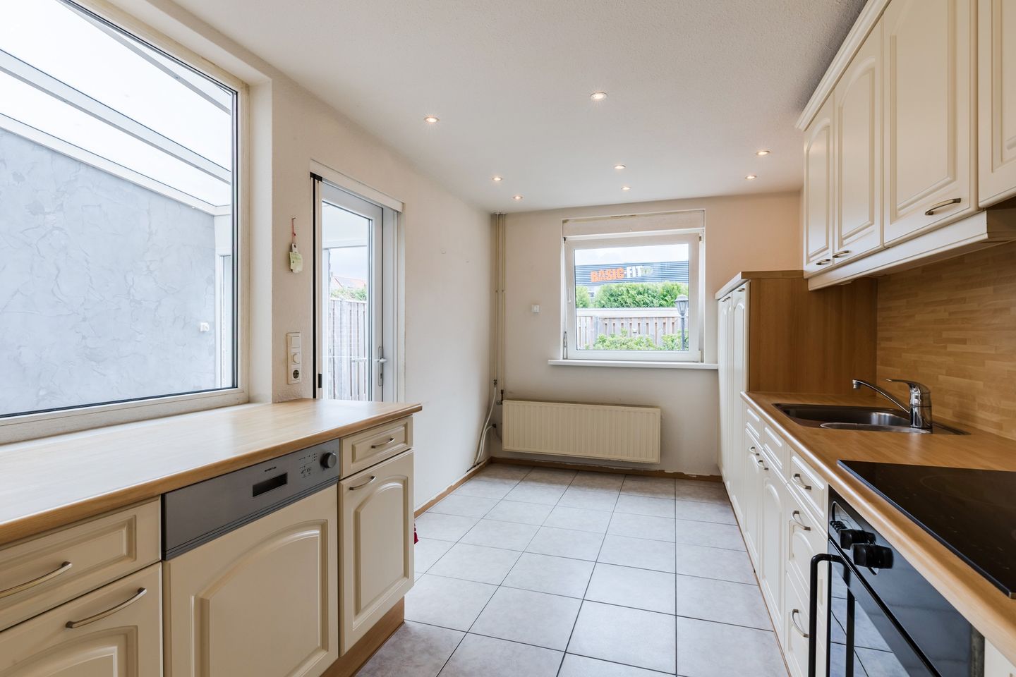 Foto 14 van van Pontstraat 24