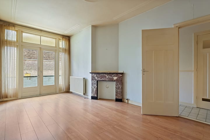 Photo 10 of Van den Boschstraat 260