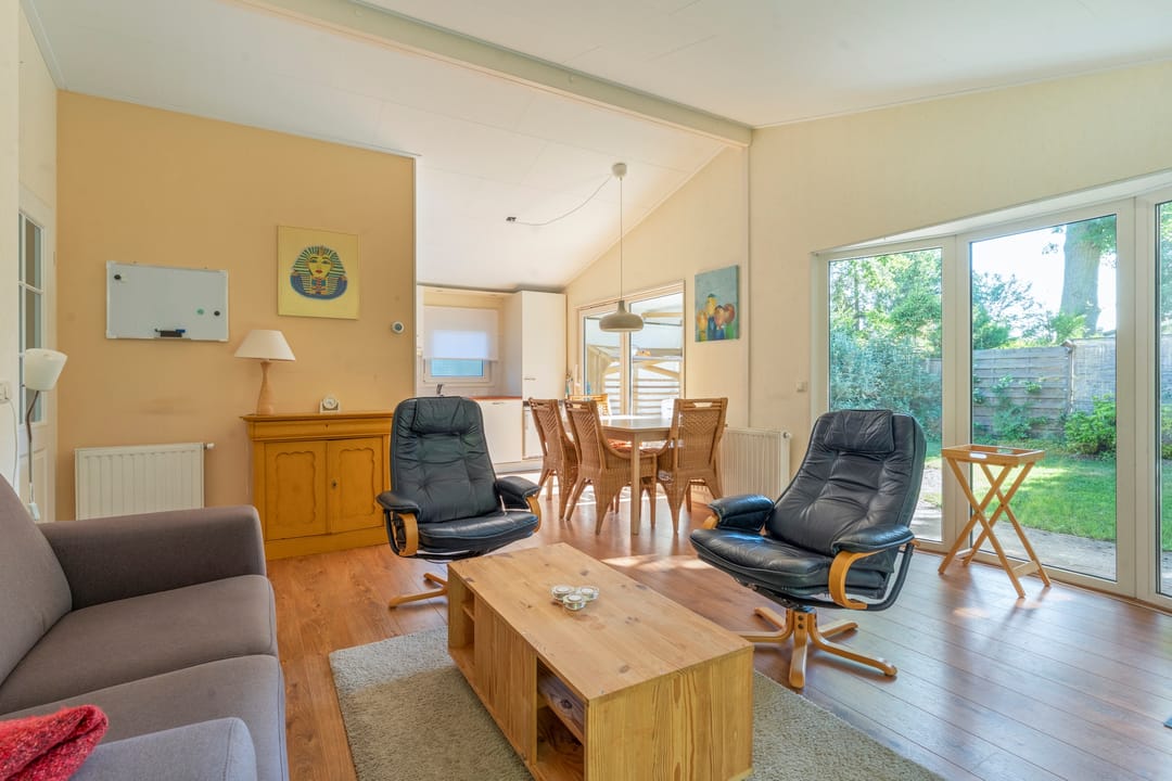 Photo 8 of Coevorderweg 27-49